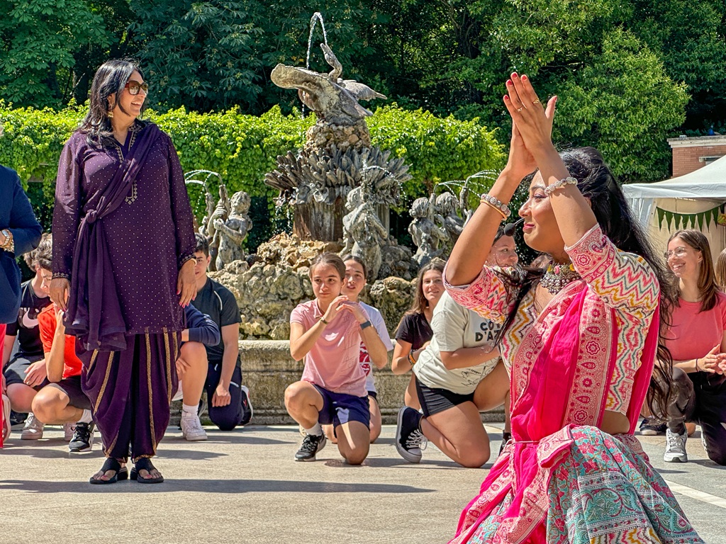 Jaipur danza Fuente del Cisne