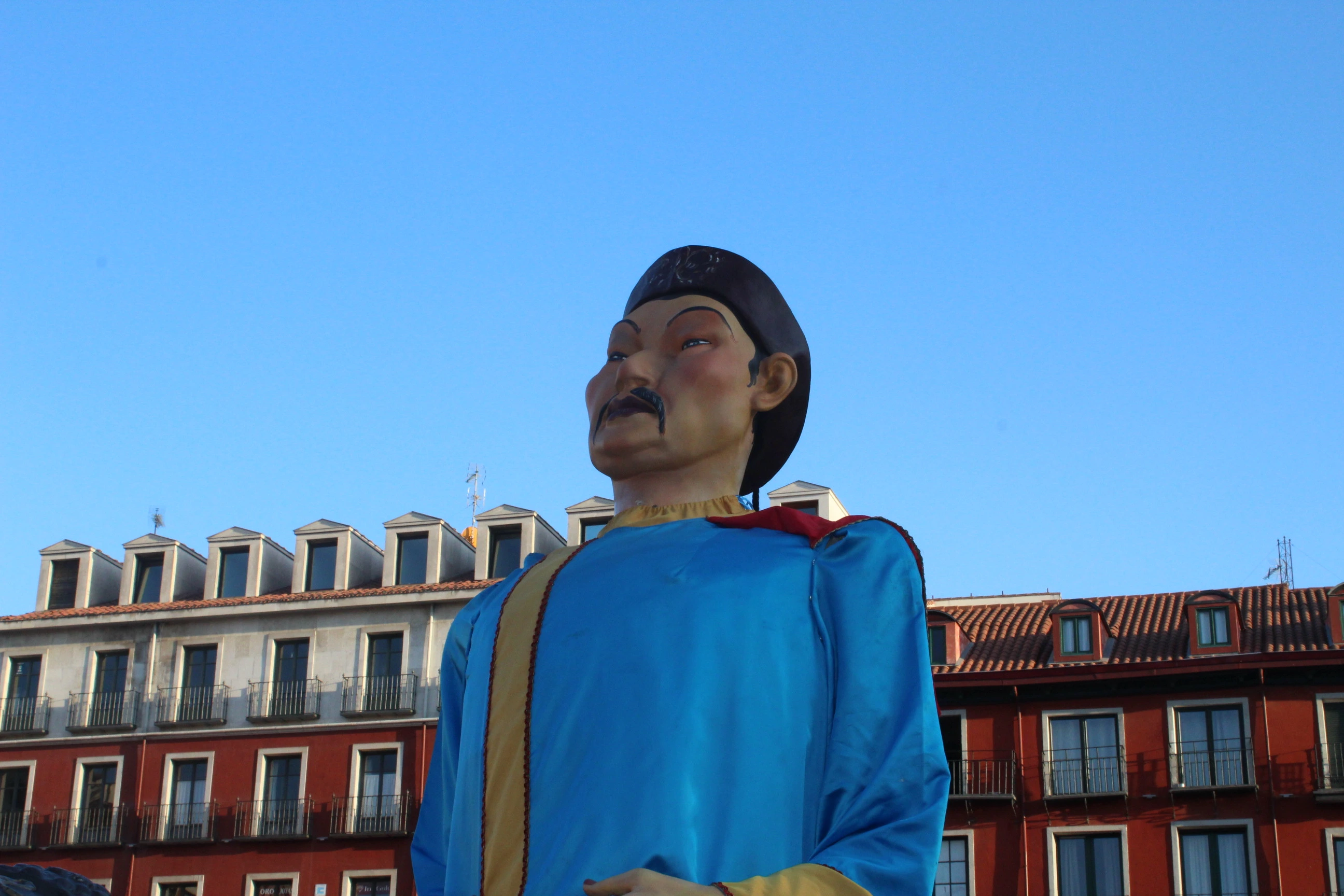 Gigantes y Cabezudos