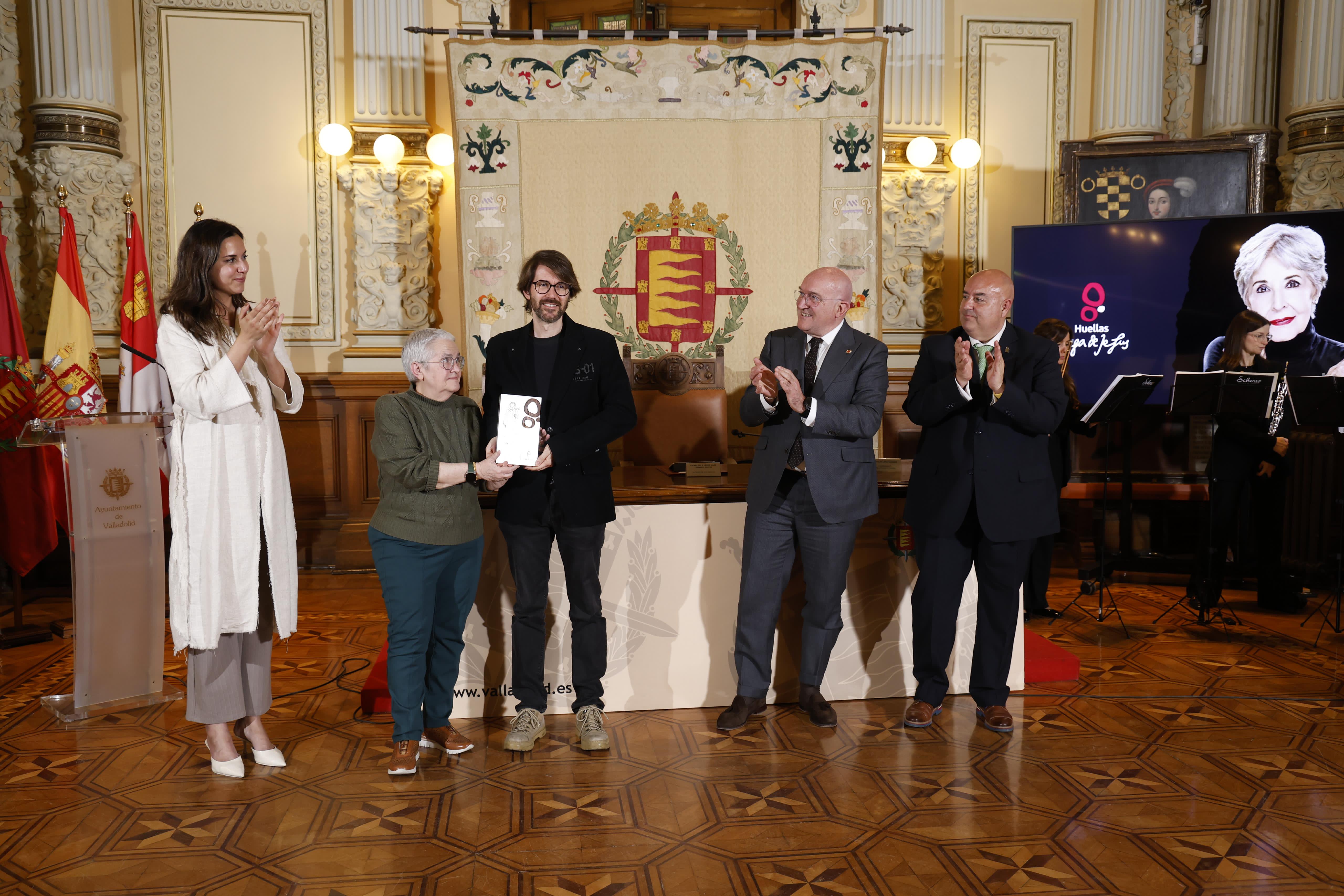 Nota de prensa Premios y Asamblea.jpg