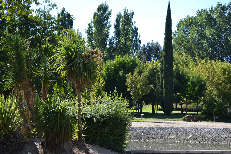 Canal de Castilla 1 Canal Castilla 3.png