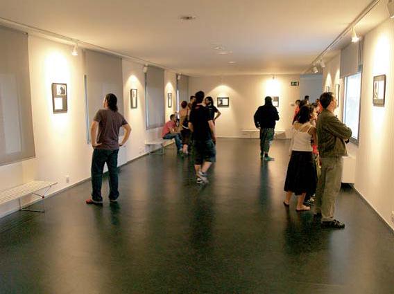 Salas de exposiciones del Espacio Joven 1 Espacio Joven 2.jpg