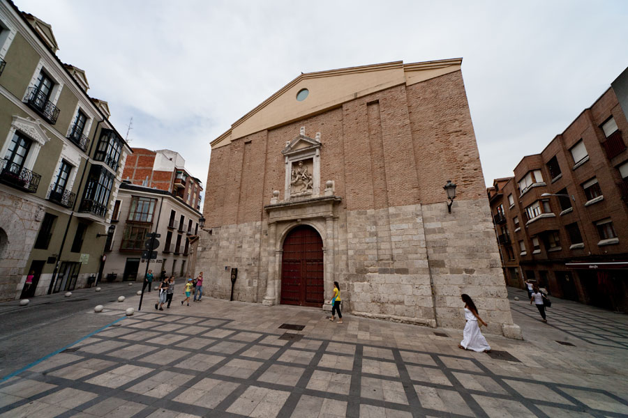 Iglesia de San Martín 1 SanMartin1.jpg