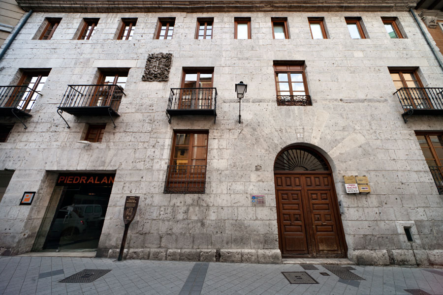 Casa de los Fernández de Muras 1 arenzana1.jpg