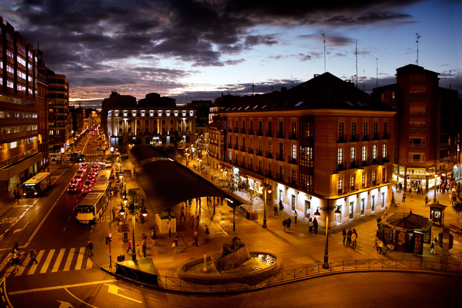 Mercado de la Marquesina de plaza de España 1 españa1.jpg