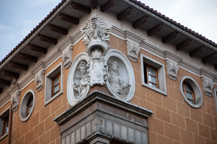 Palacio de los marqueses de Valverde 1 marquesesvalverde1.jpg