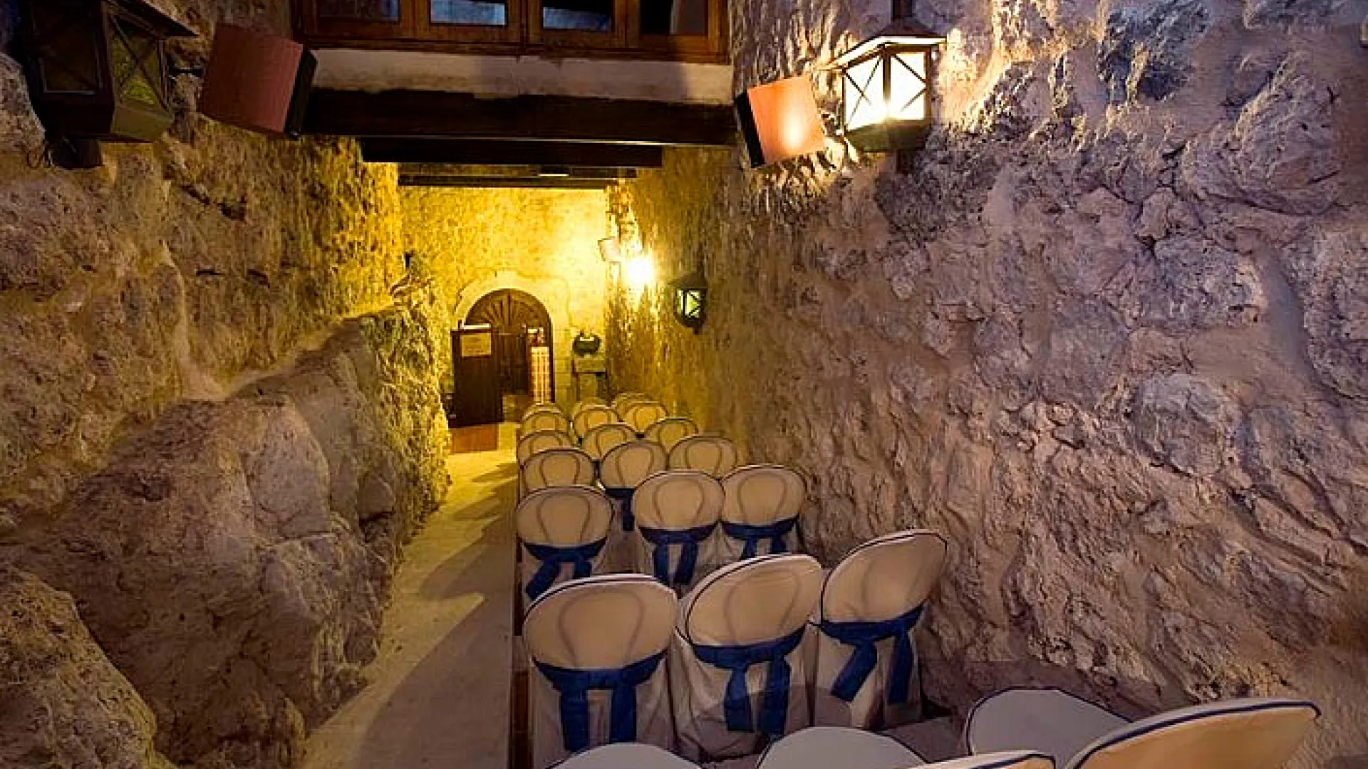 Curiel Castle Royal Residence 4 Castillocuriel2.jpg