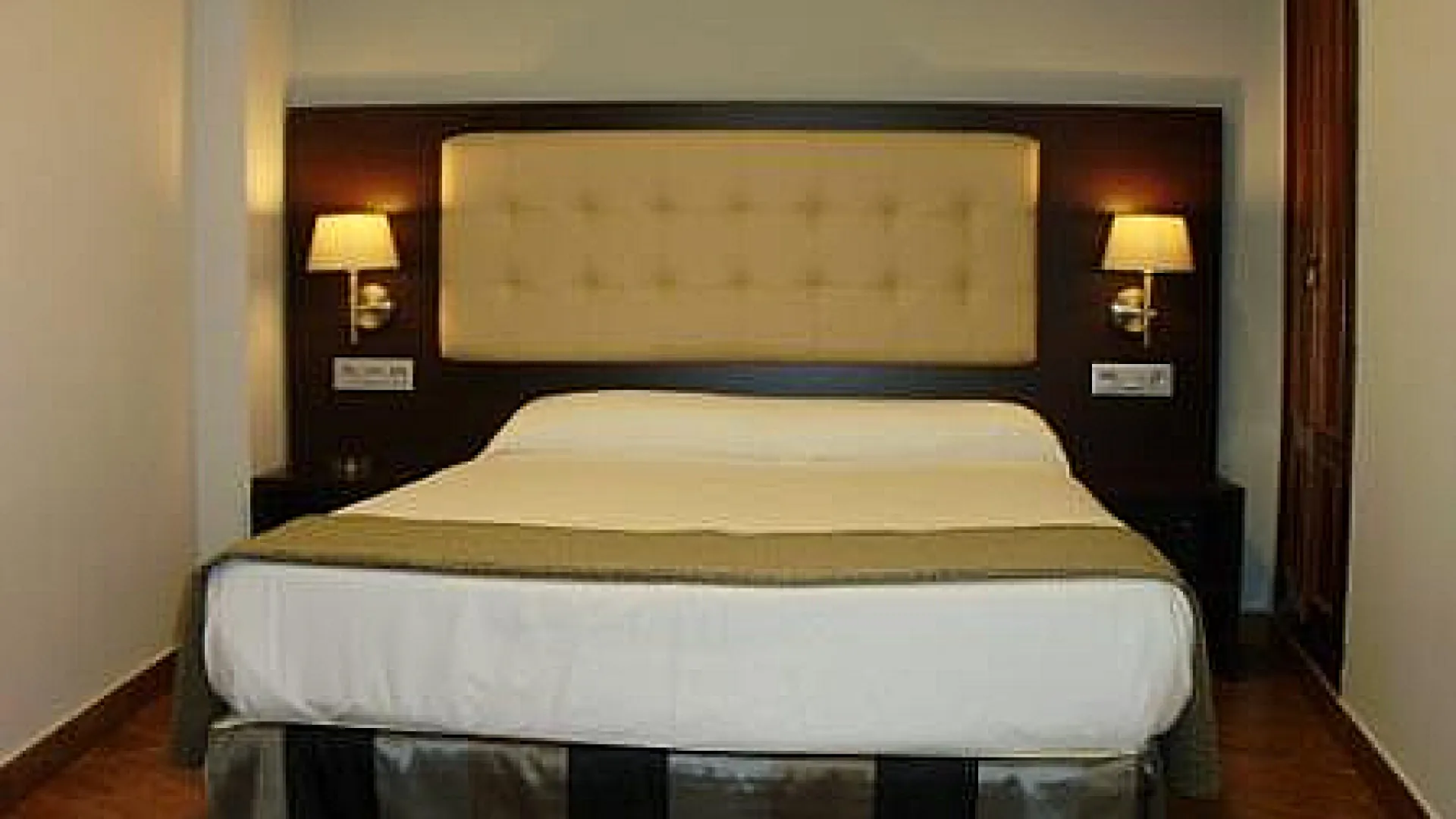 Hotel Boutique Catedral 10 Catedral8.jpg