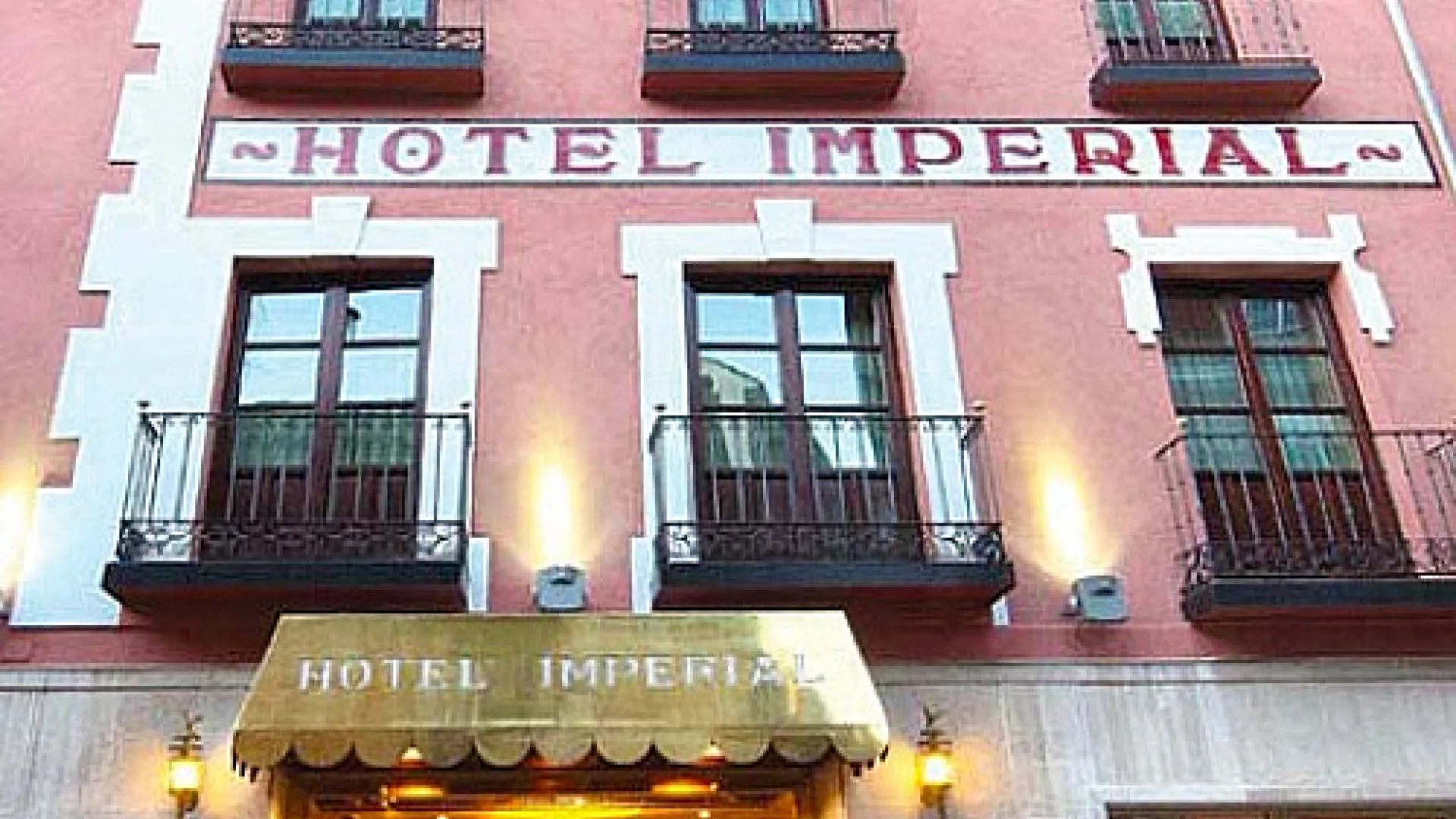 Hotel Zenit Imperial 9 imperial8.jpg