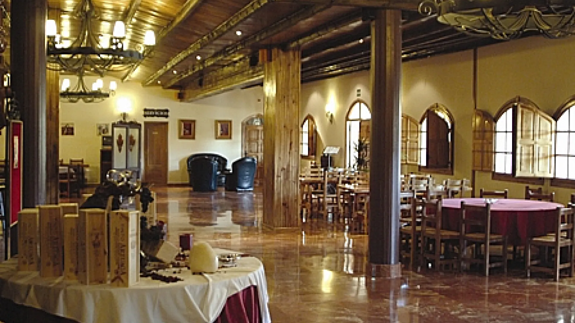 Arzuaga Navarro 3 Arzuaga4.jpg