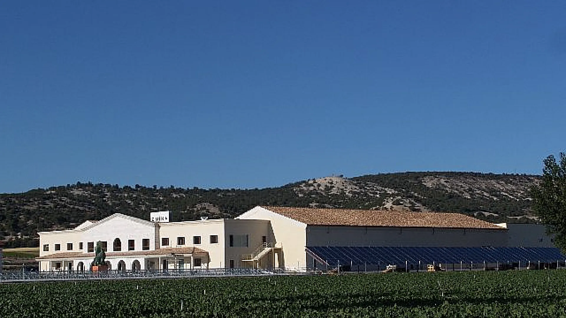 Centre d’Interprétation Vitivinicole Emina 8 Emina4.jpg