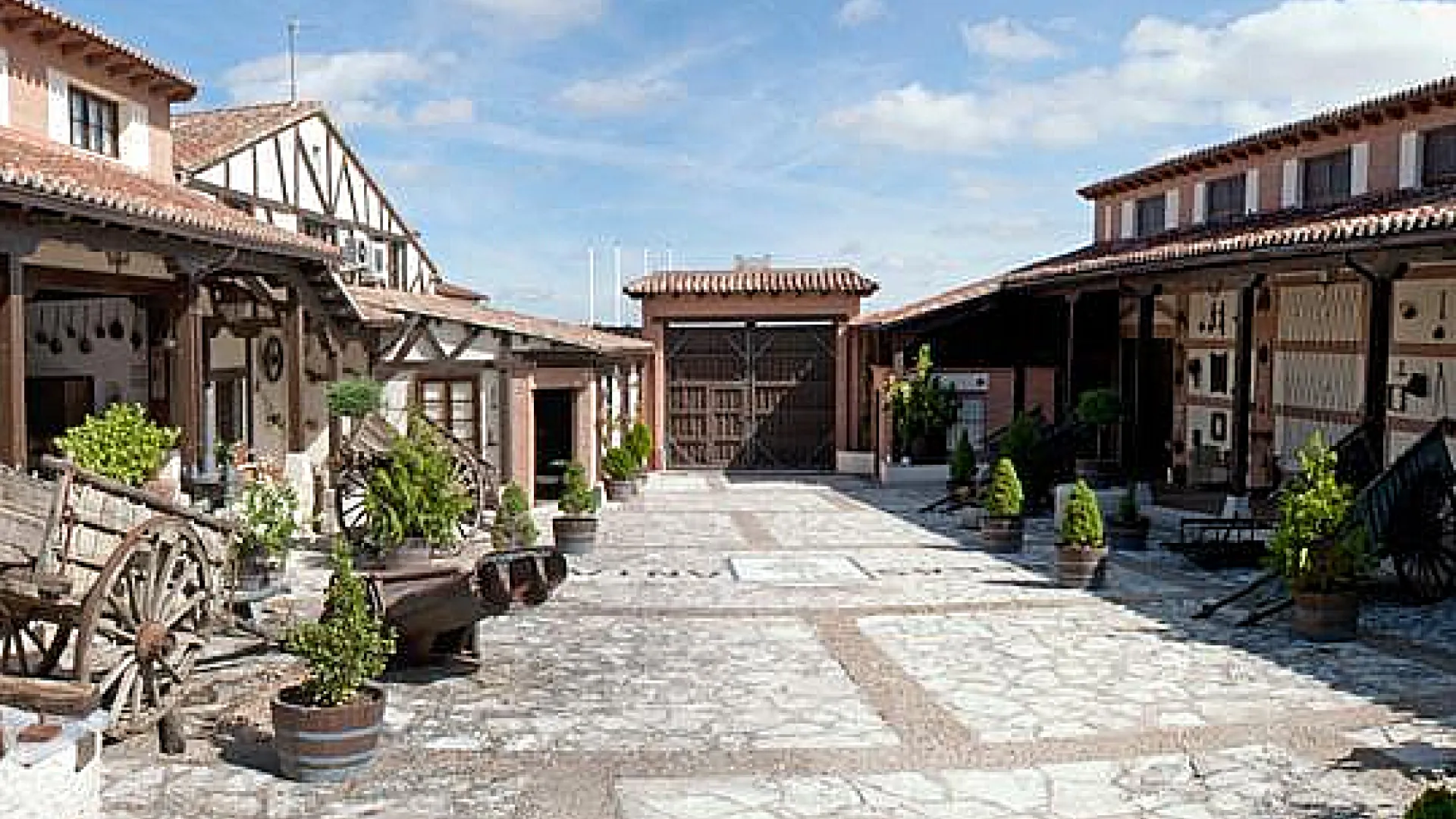 Bodegas Mocén 3 mocen11.png