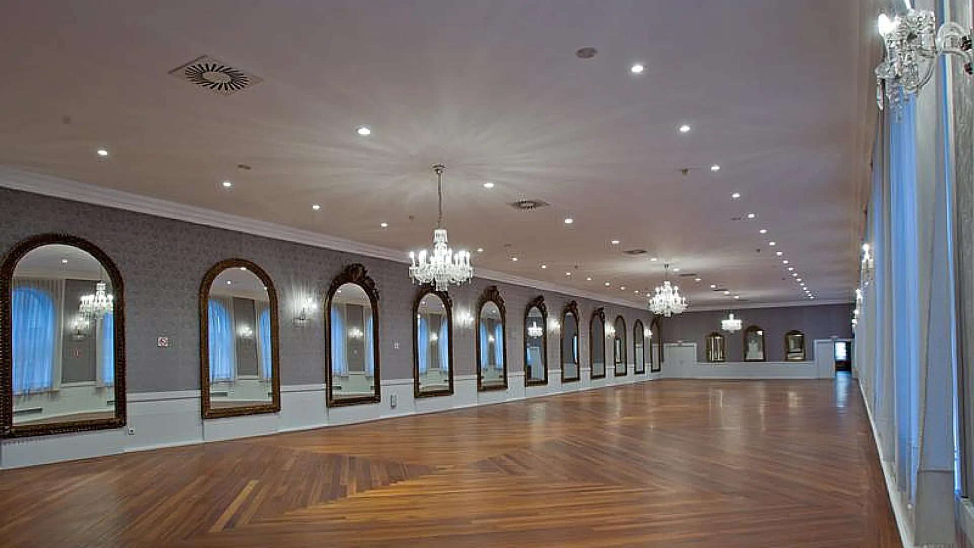 Teatro Calderón 1 Calderon10.jpg