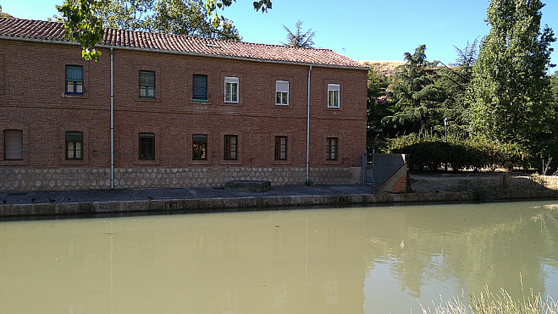 Canal de Castilla 4 CanalCastilla2.png