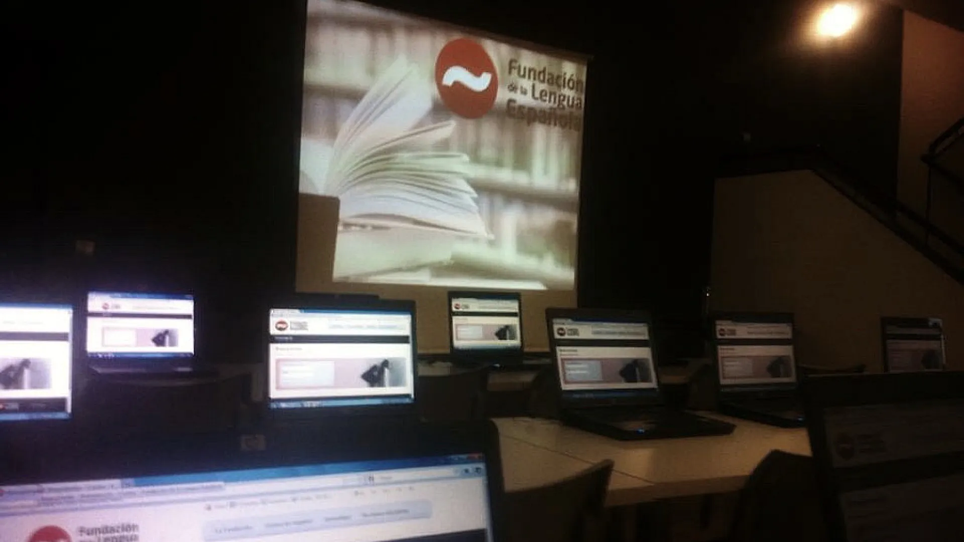 Fundación de la Lengua Española 7 FLE8.jpg