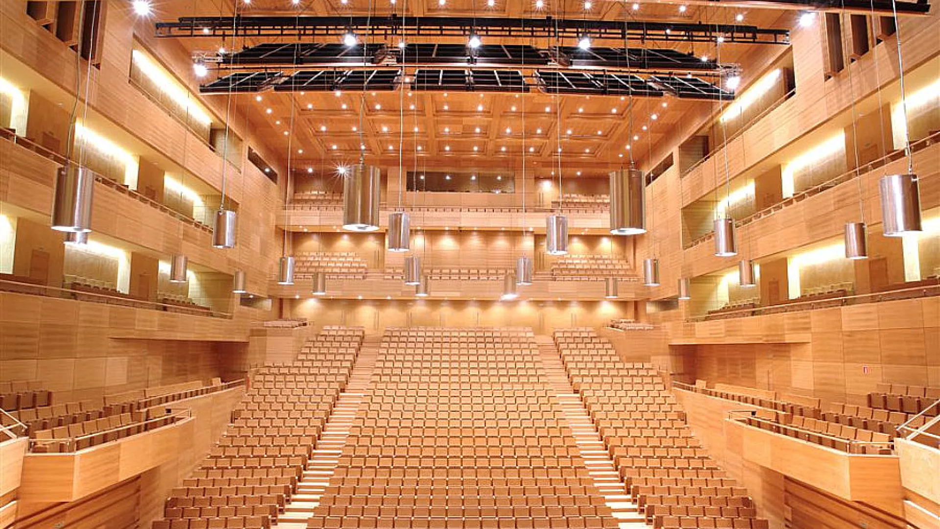 Centro Cultural Miguel Delibes 3 Miguel Delibes 11.jpg