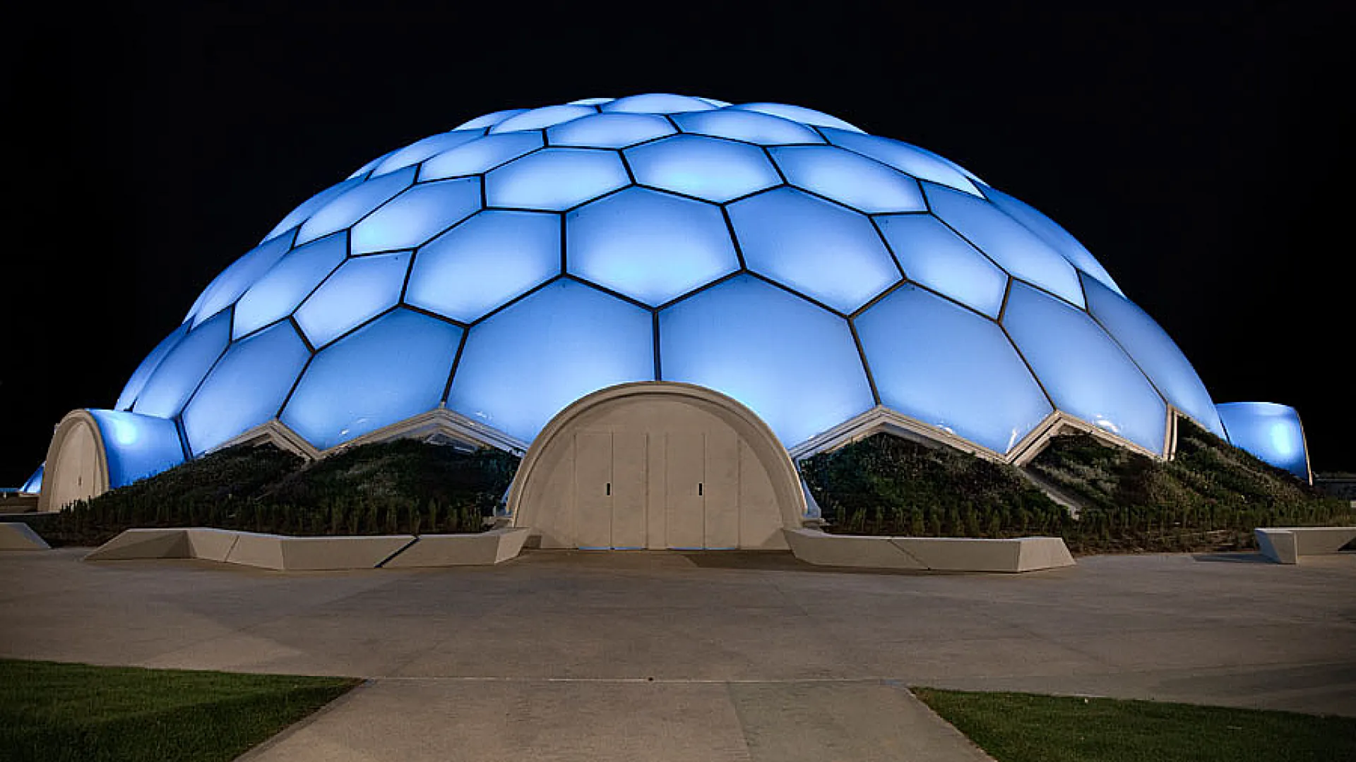 Cúpula del Milenio 2 PlazaMilenio 1.jpg