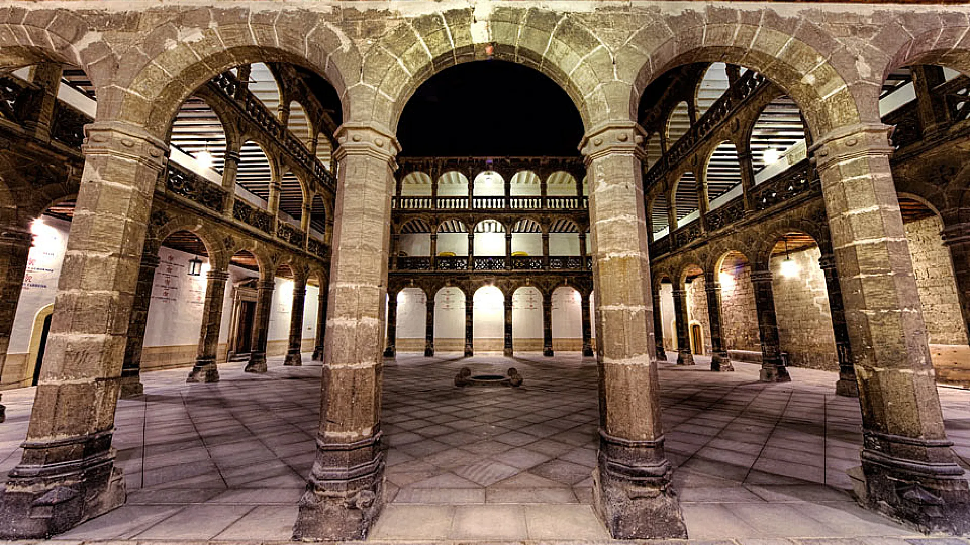 Colegio de Santa Cruz 9 Santacruz3.jpg