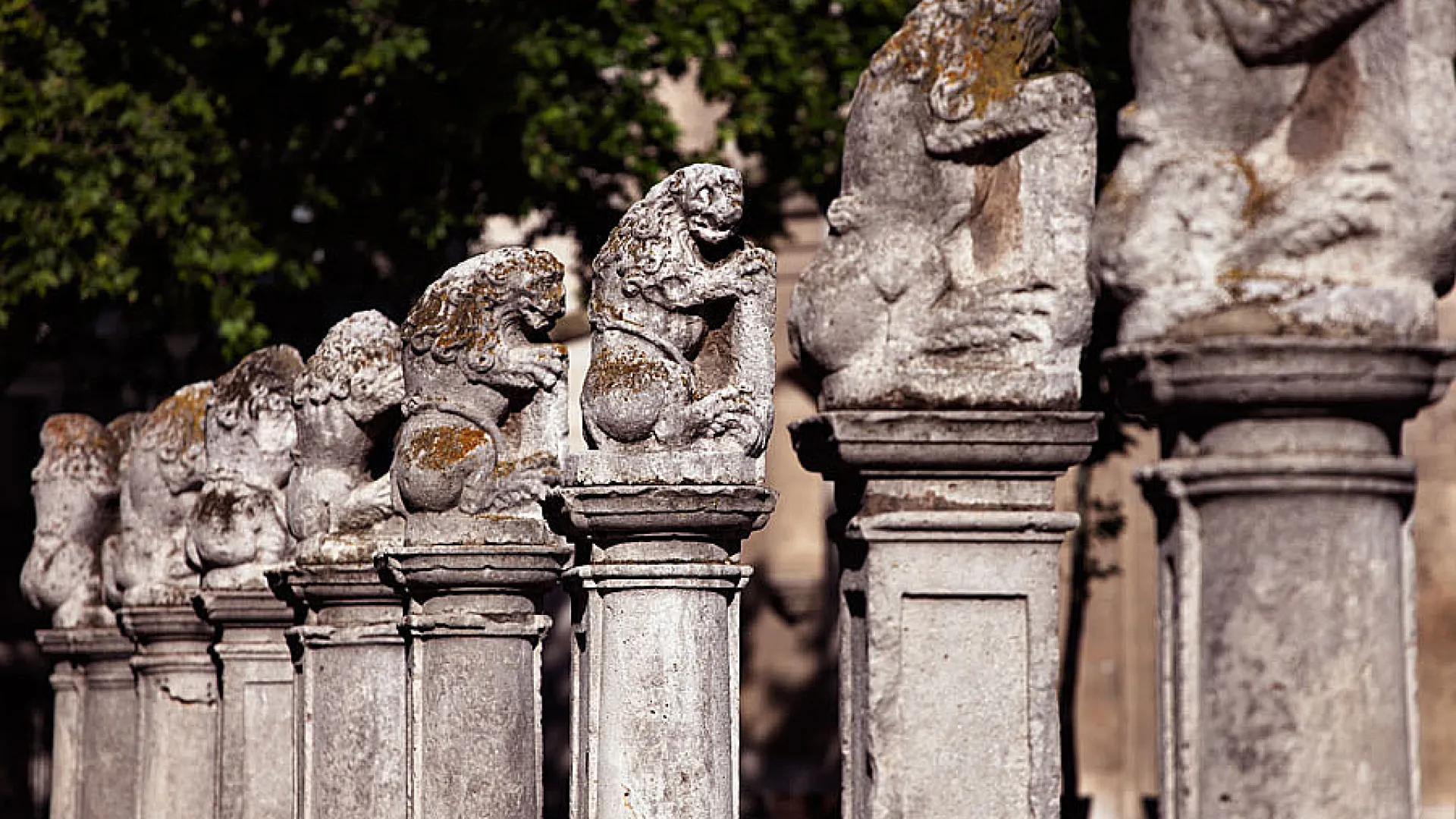 Archivo de la Universidad de Valladolid 3 facahadauva10.jpg