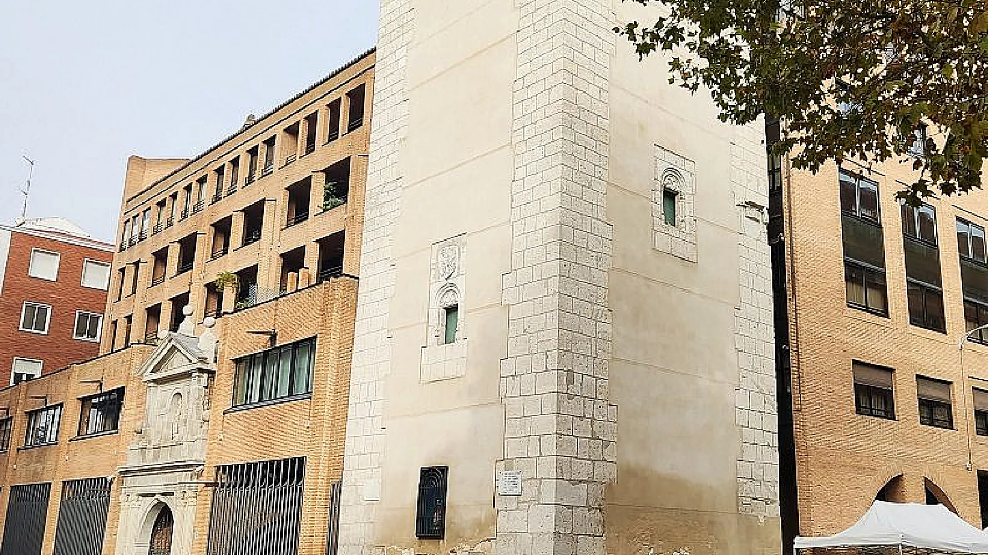 Iglesia de San Lorenzo 1 iglesia de san lorenzo.jpg