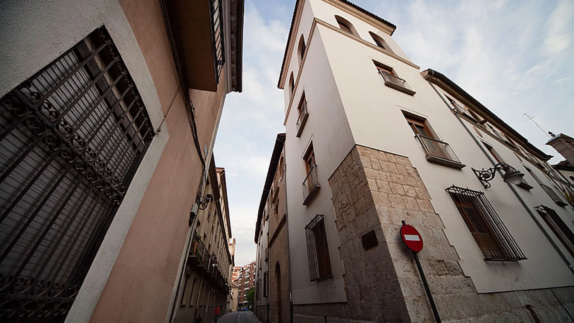 Archivo General de Castilla y León 2 licenciadobutron2.jpg