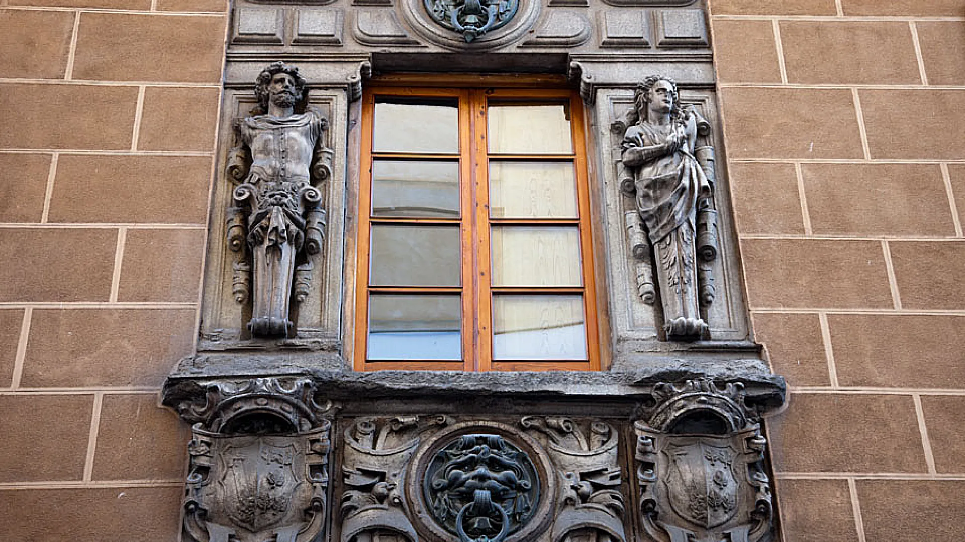 Palacio de los marqueses de Valverde 2 marquesesvalverde2.jpg