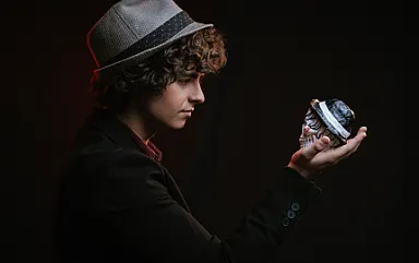 Alejandro Revuelta - Jueves 5.png