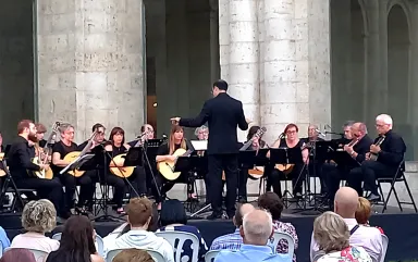 Orquesta de Laúdes Conde Ansúrez.jpg