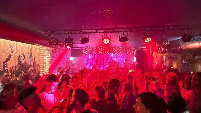 Fiesta noche Desierto Rojo