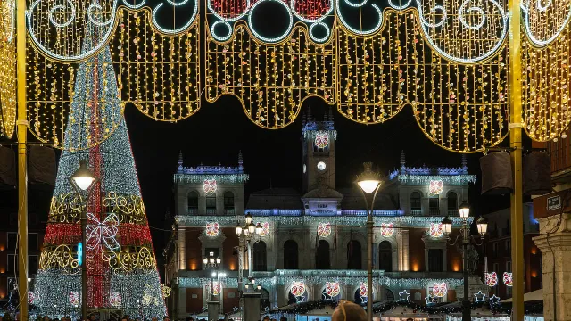 Iluminación navideña Plaza Mayor y Calle Santiago