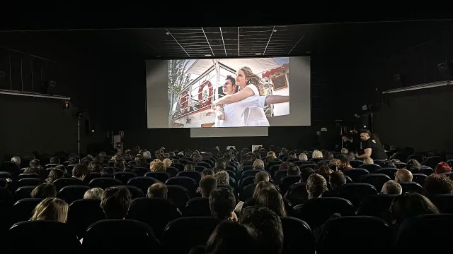 Cine Broadway proyección