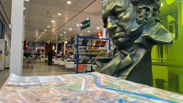 Interior de la Oficina de Turismo de Valladolid