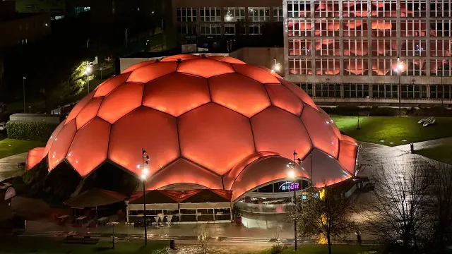 Cupula del Milenio Naranja