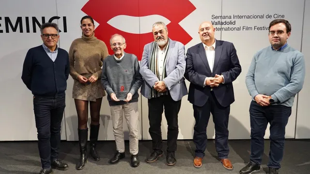 Emilio Gutiérrez Caba y Carlos Aganzo rememoran la serie 'Teresa de Jesús' en Valladolid.jpg