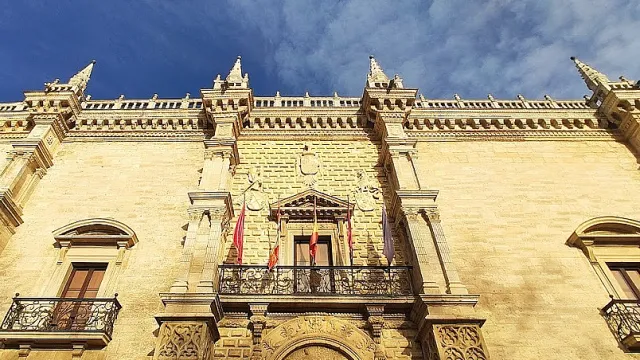 palacio de santa cruz miniatura.jpg